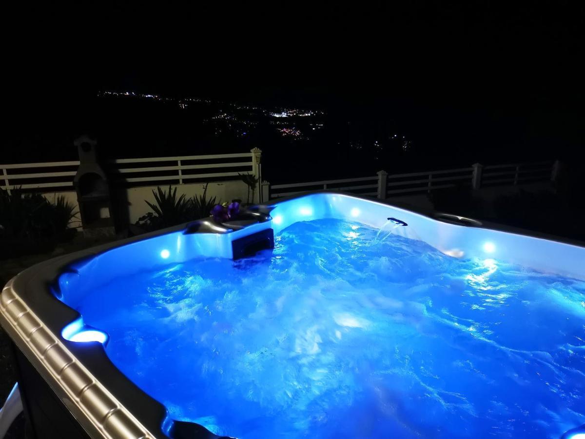 Belavue & Spa Prive, Avec Vue Panoramique Sur Mer, Jardin Creole Paysager, Jacuzzi Prive بويانت المظهر الخارجي الصورة